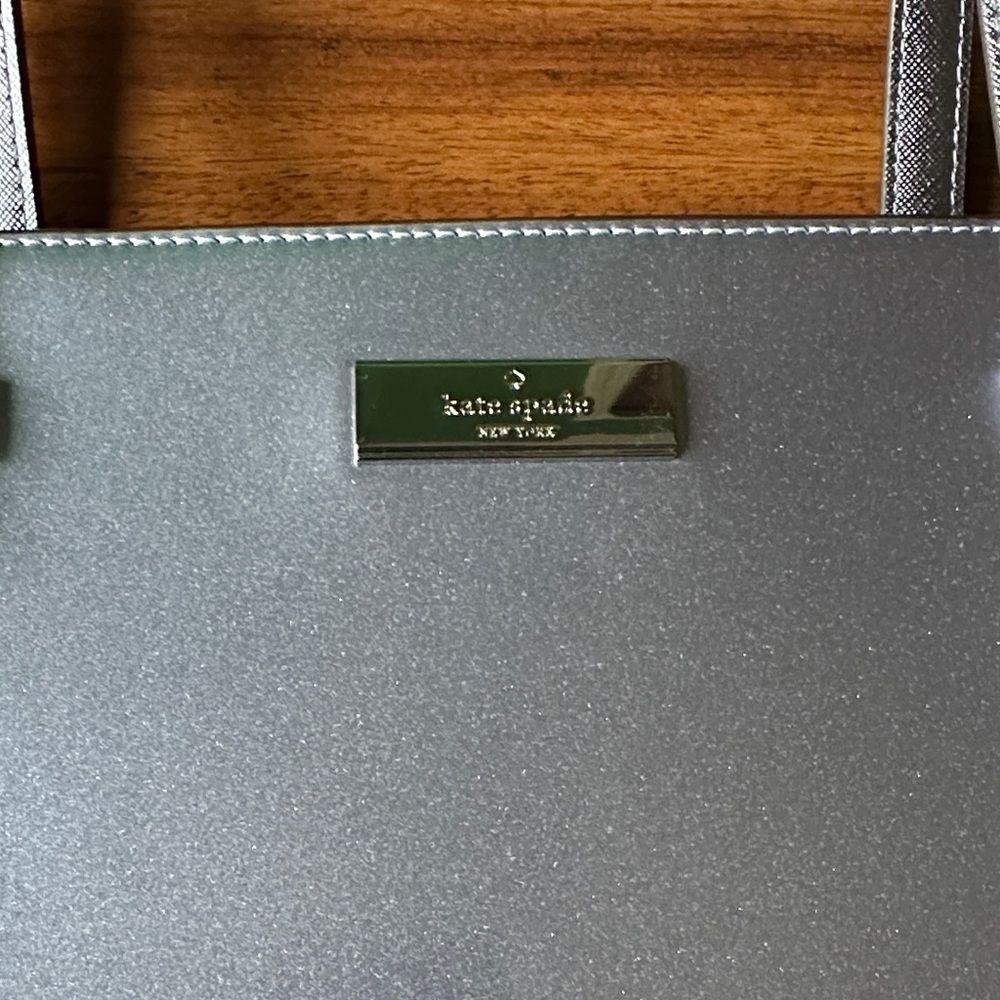⚪️⚪️EUC Kate Spade Elegant Metallic Kenzie Large Tote-Lilac⚪️⚪️ - Picture 10 of 12